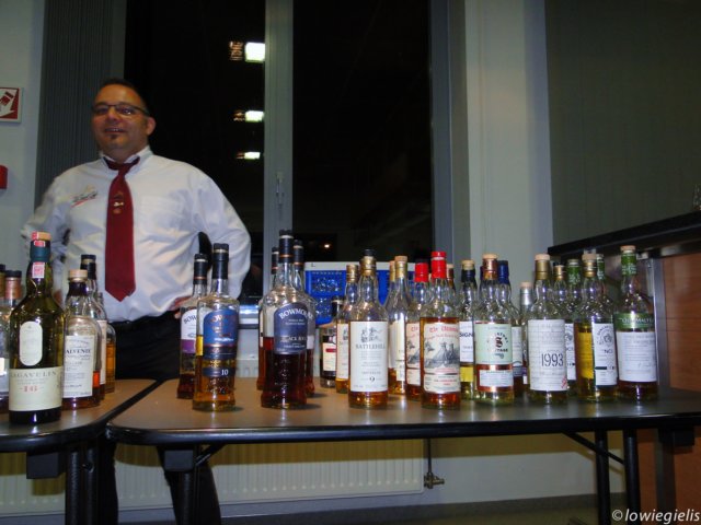 diestsewhiskyclubbalblairtasting16okt2015009.jpg