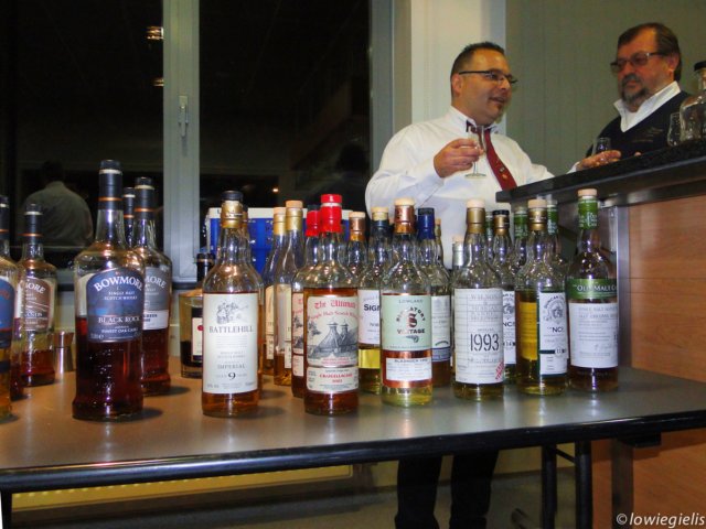 diestsewhiskyclubbalblairtasting16okt2015014.jpg